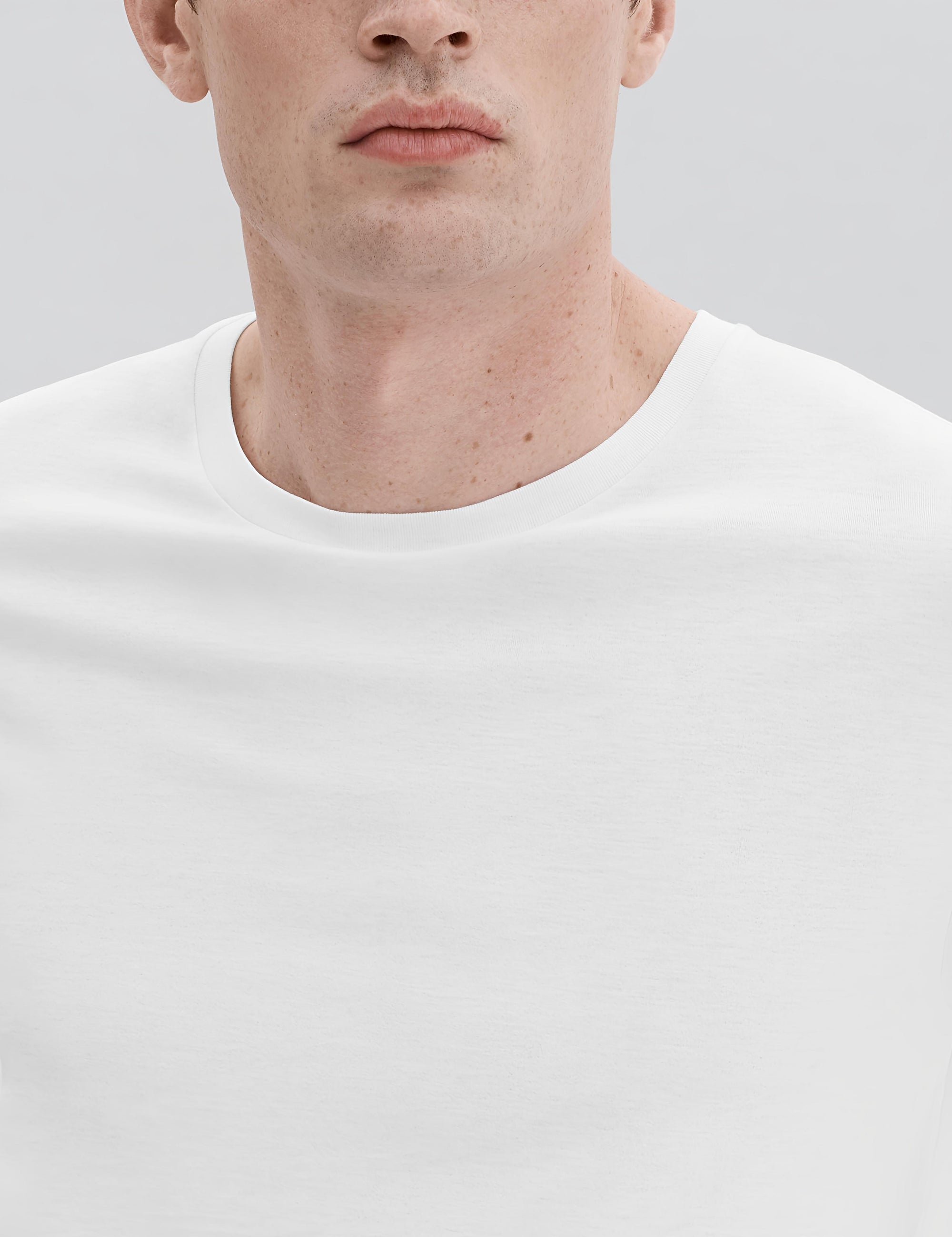 SUPIMA WHITE